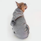 Fleece-Sweatshirt mit Kapuze und grauen Bommeln
